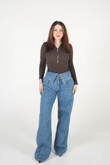 بنطلون جينز مقفوع