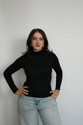 بلوزة كم قبة خفيفة لايكرا