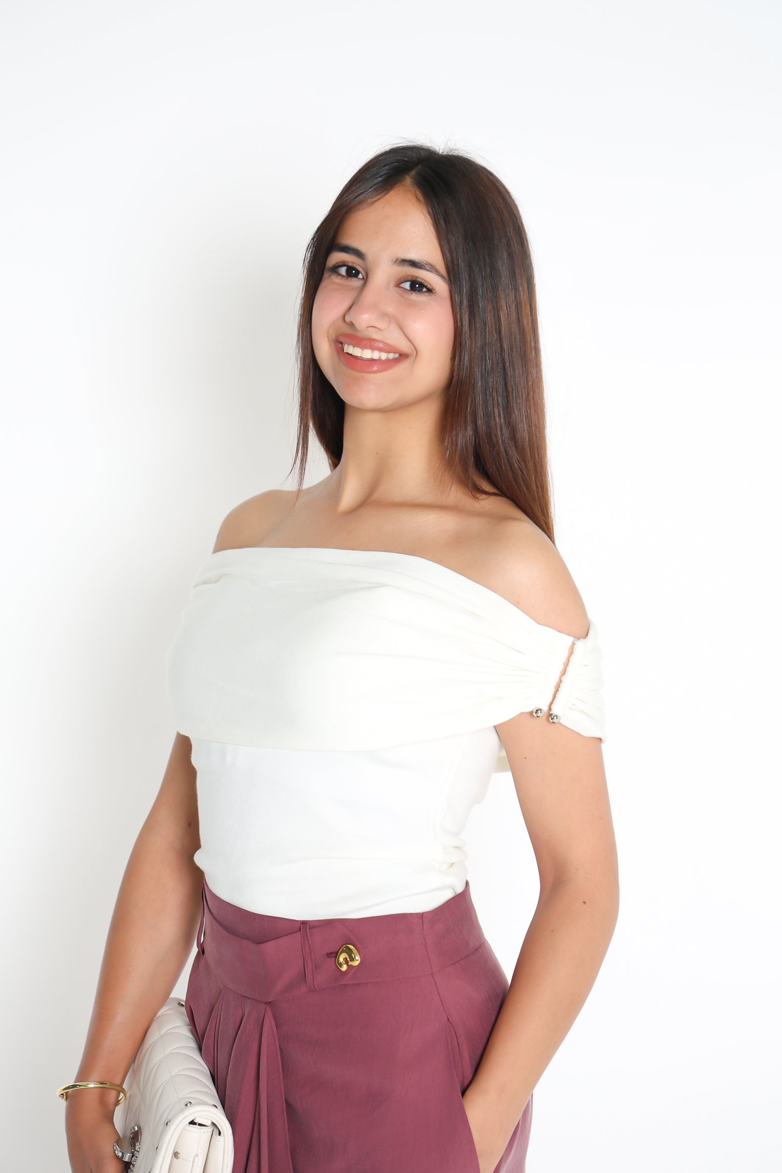 بلوزة Off Shoulder