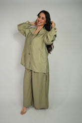 طقم فستقي -قميص وبنطلون