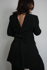 بليزر/فستان اسود